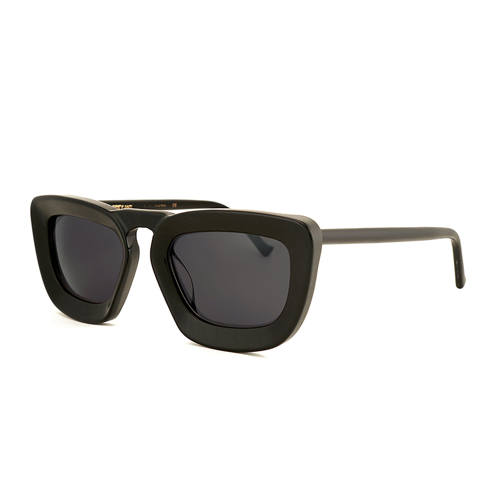 URLIKE: BRUSHED BLACK