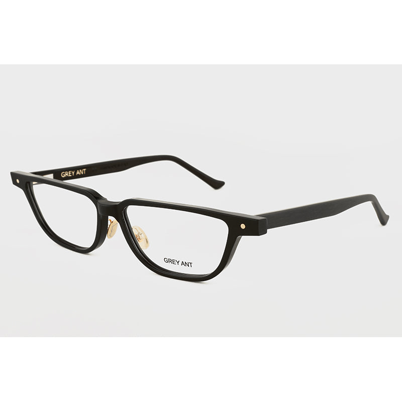 MINGUS: BLACK
